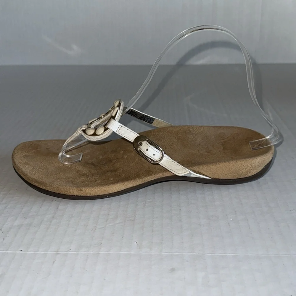 Vionic Ricci Toe Post Sandals - Picture 3 of 11